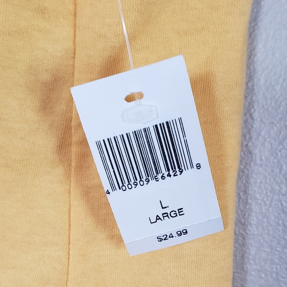 NWT Disneyland Tails Doggie T Shirt in Yellow - Picture 4 of 7